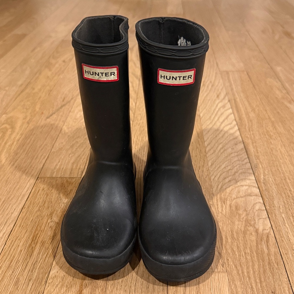 Kids Hunter black Rain Boots size 10